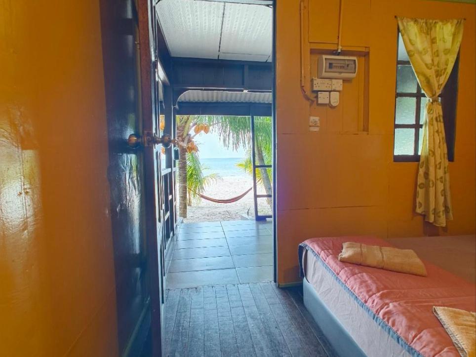 Rainbow Tioman Cottage Kampong Juara Exteriér fotografie