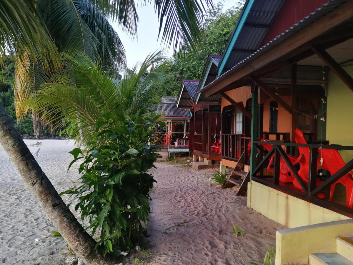 Rainbow Tioman Cottage Kampong Juara Exteriér fotografie